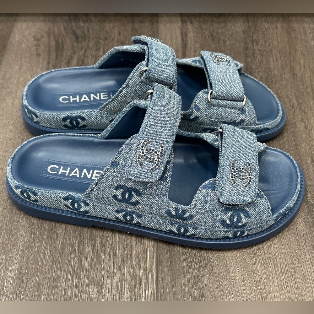 2025 CHANEL BLUE DENIM DAD SANDALS SLIDES SHOES 36C NEW WITH DEFECTS - Picture 10 of 16